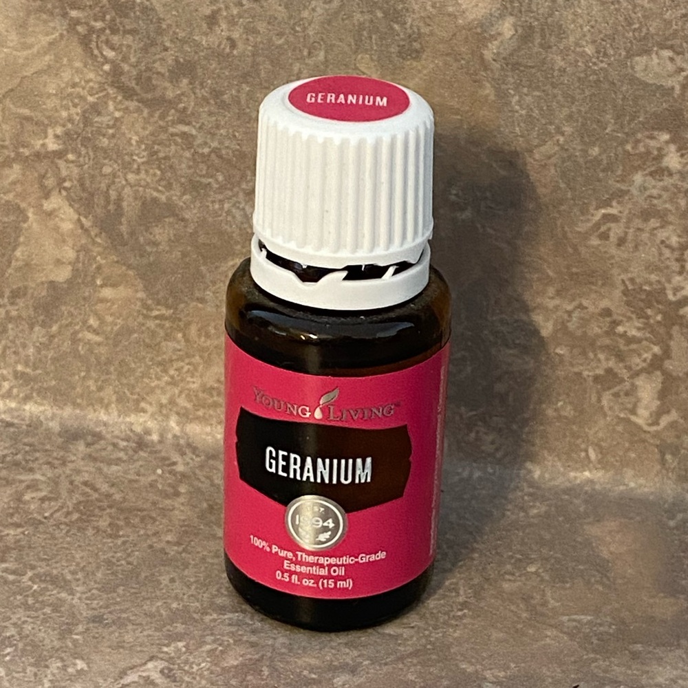 Young Living Geranium Essential Oil